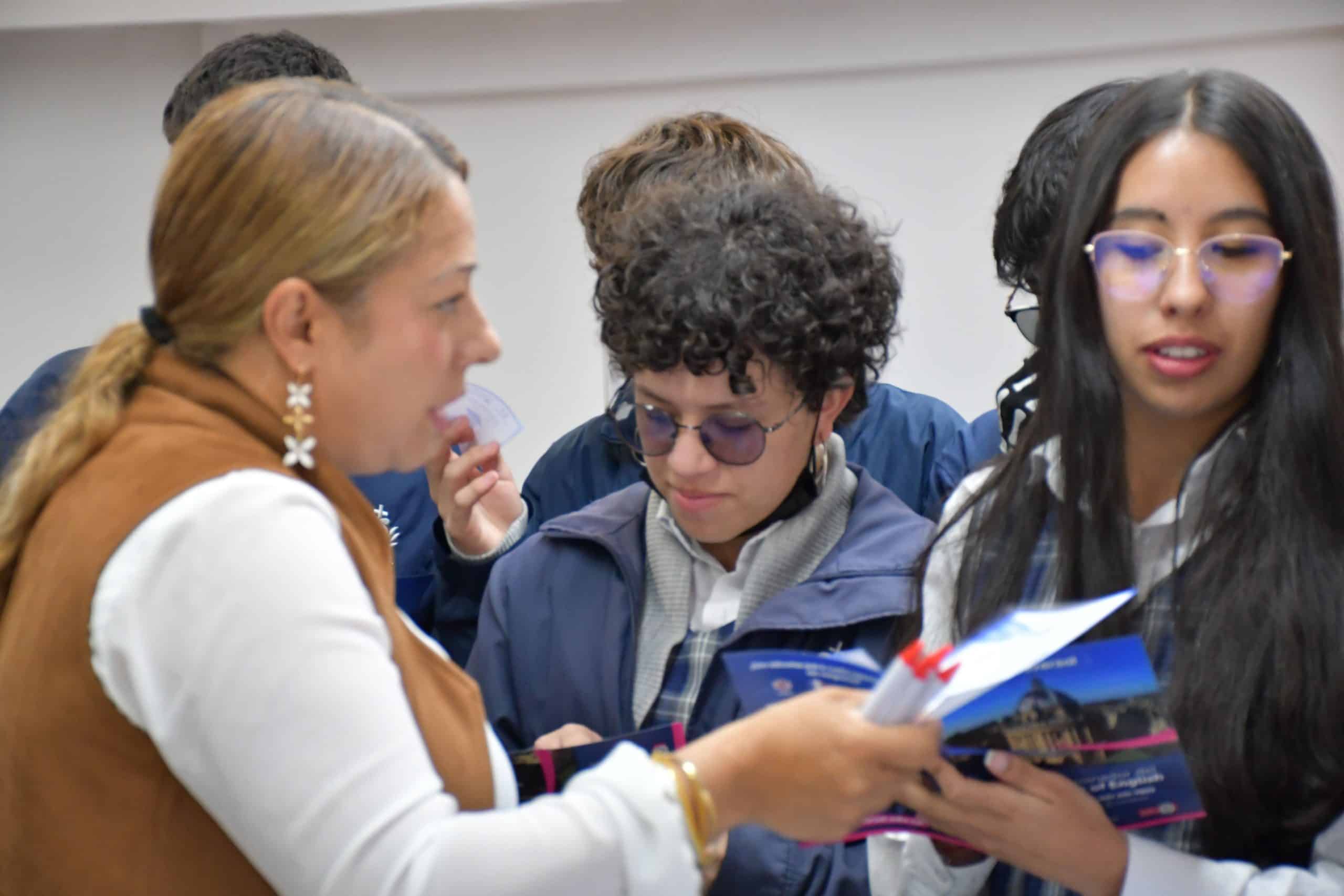 Feria universitaria 23 DSC 6422 scaled
