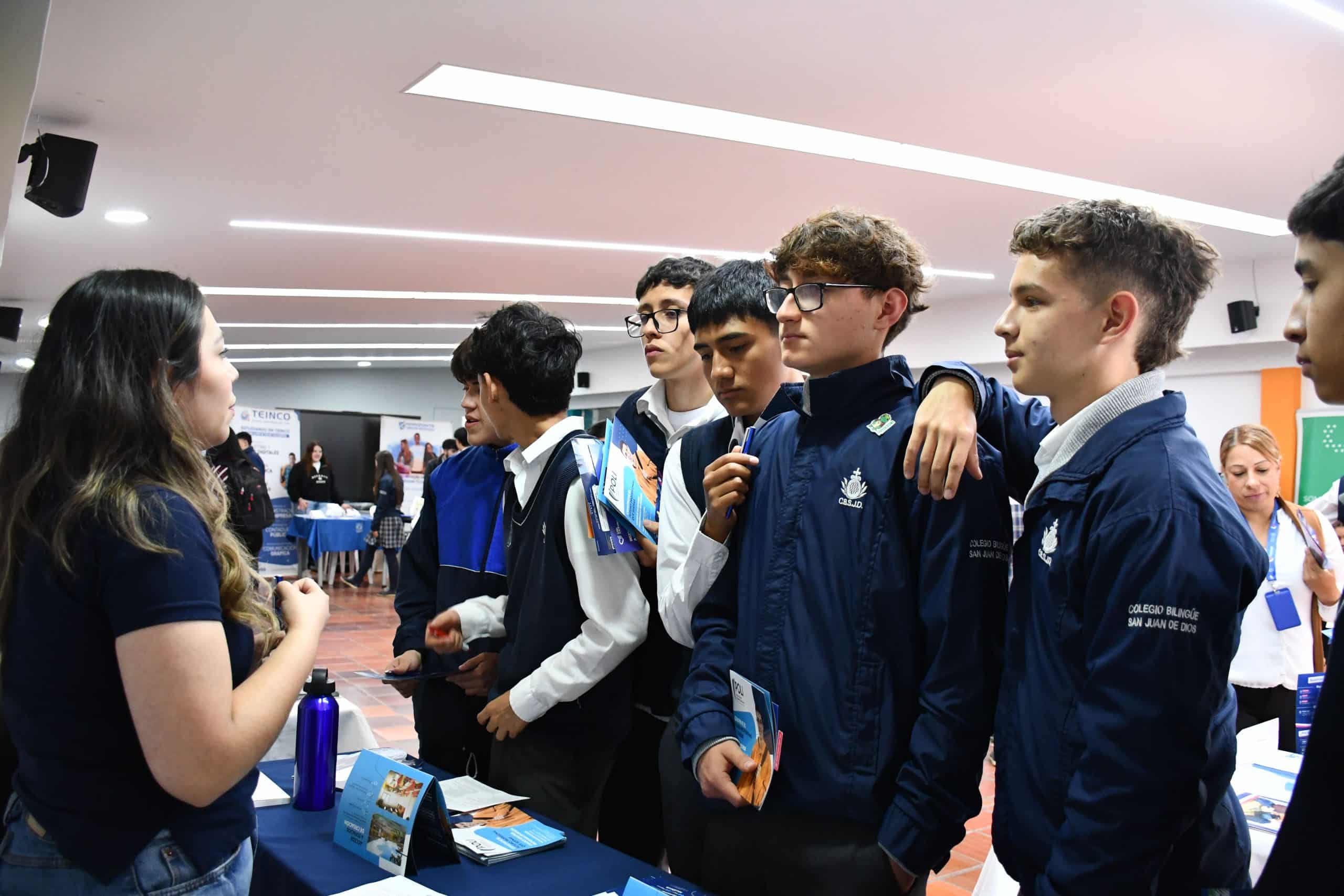 Feria universitaria 24 DSC 6732 scaled